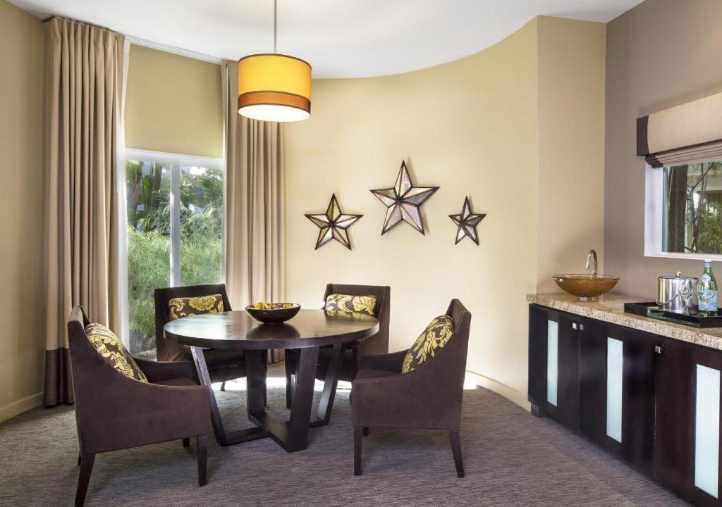 Sunset Marquis Hotel & Villas Лос-Анджелес Экстерьер фото